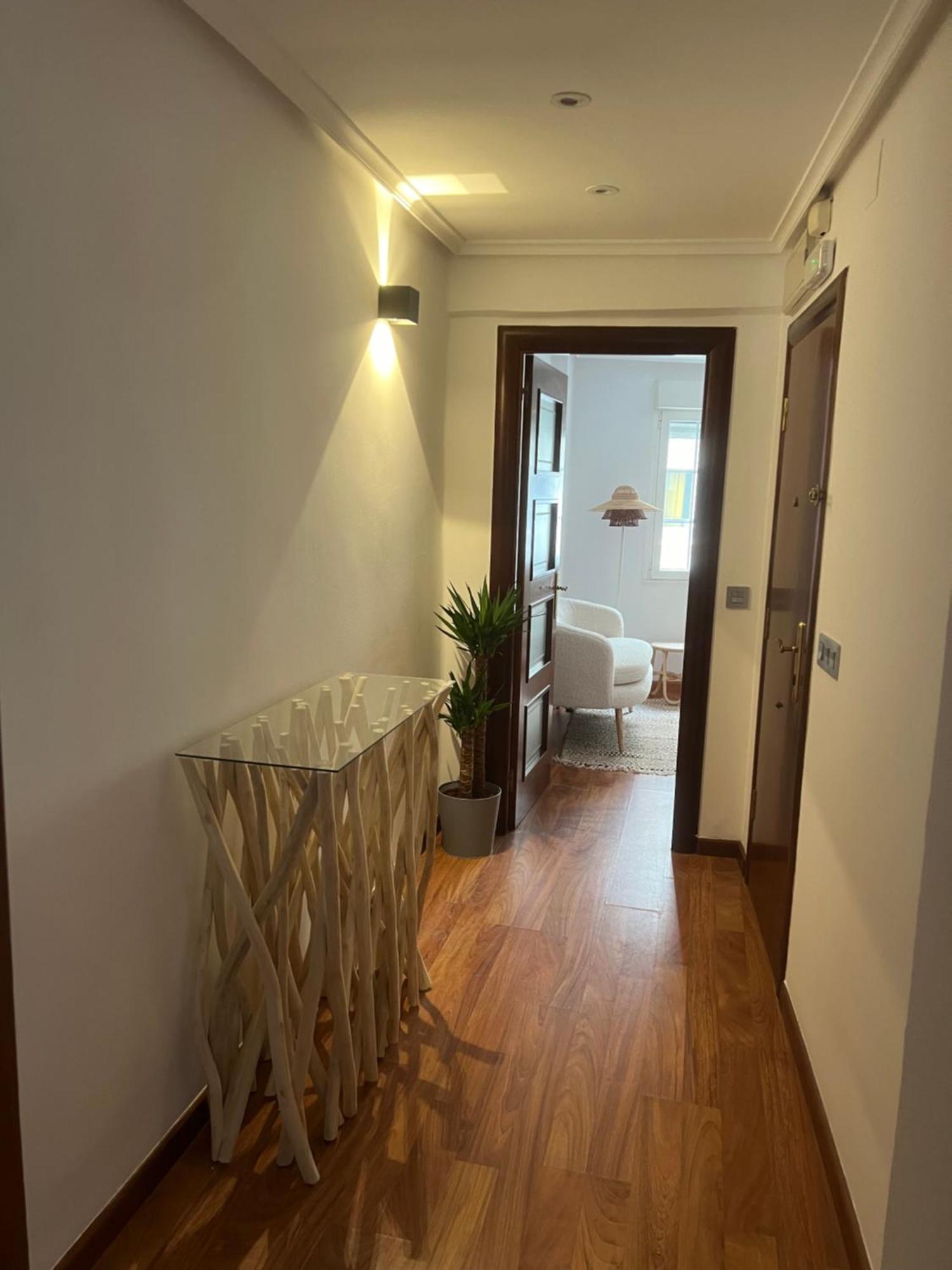 Apartamento Turistico San Nicolas Avilés Exteriör bild