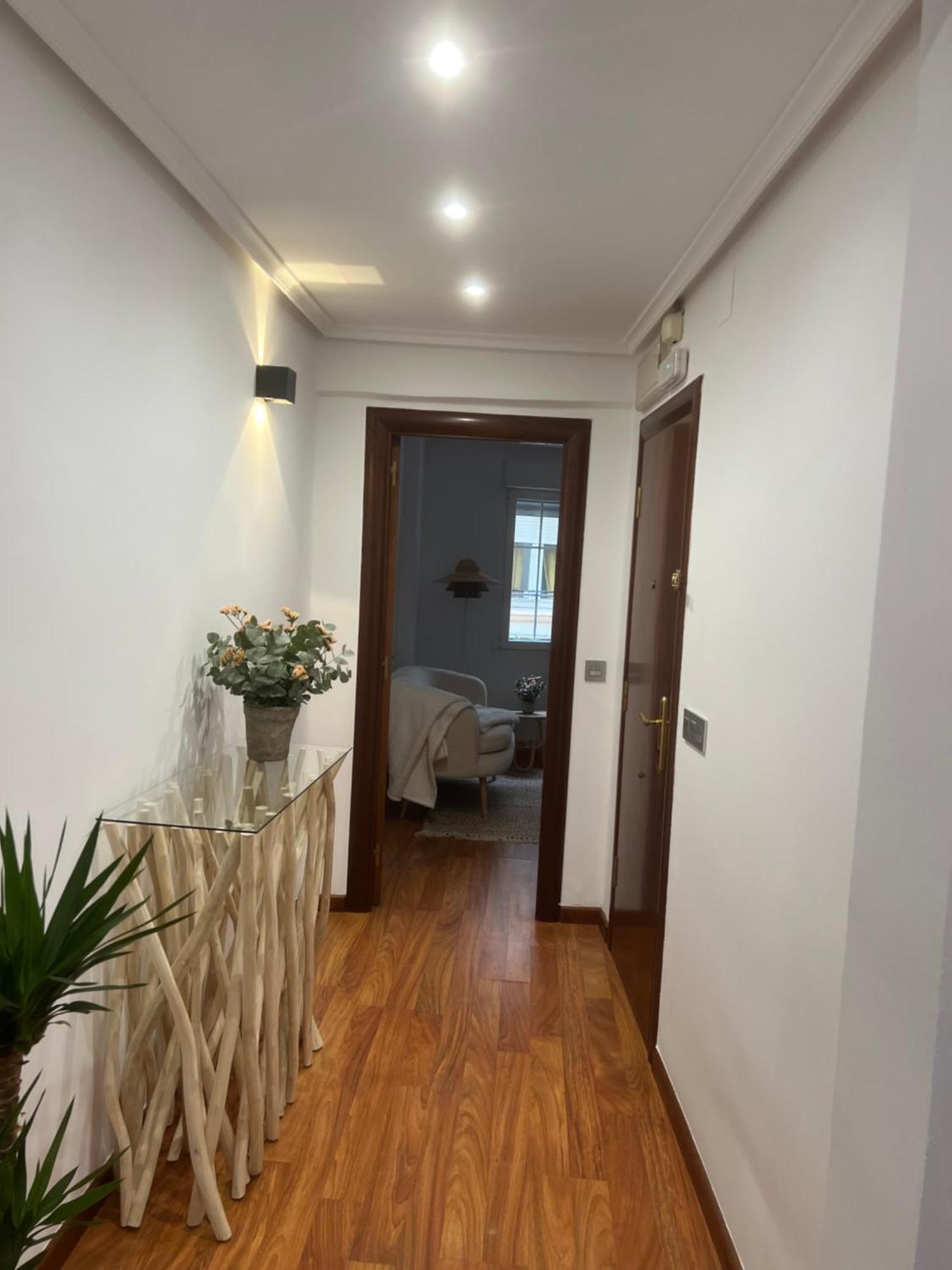 Apartamento Turistico San Nicolas Avilés Exteriör bild