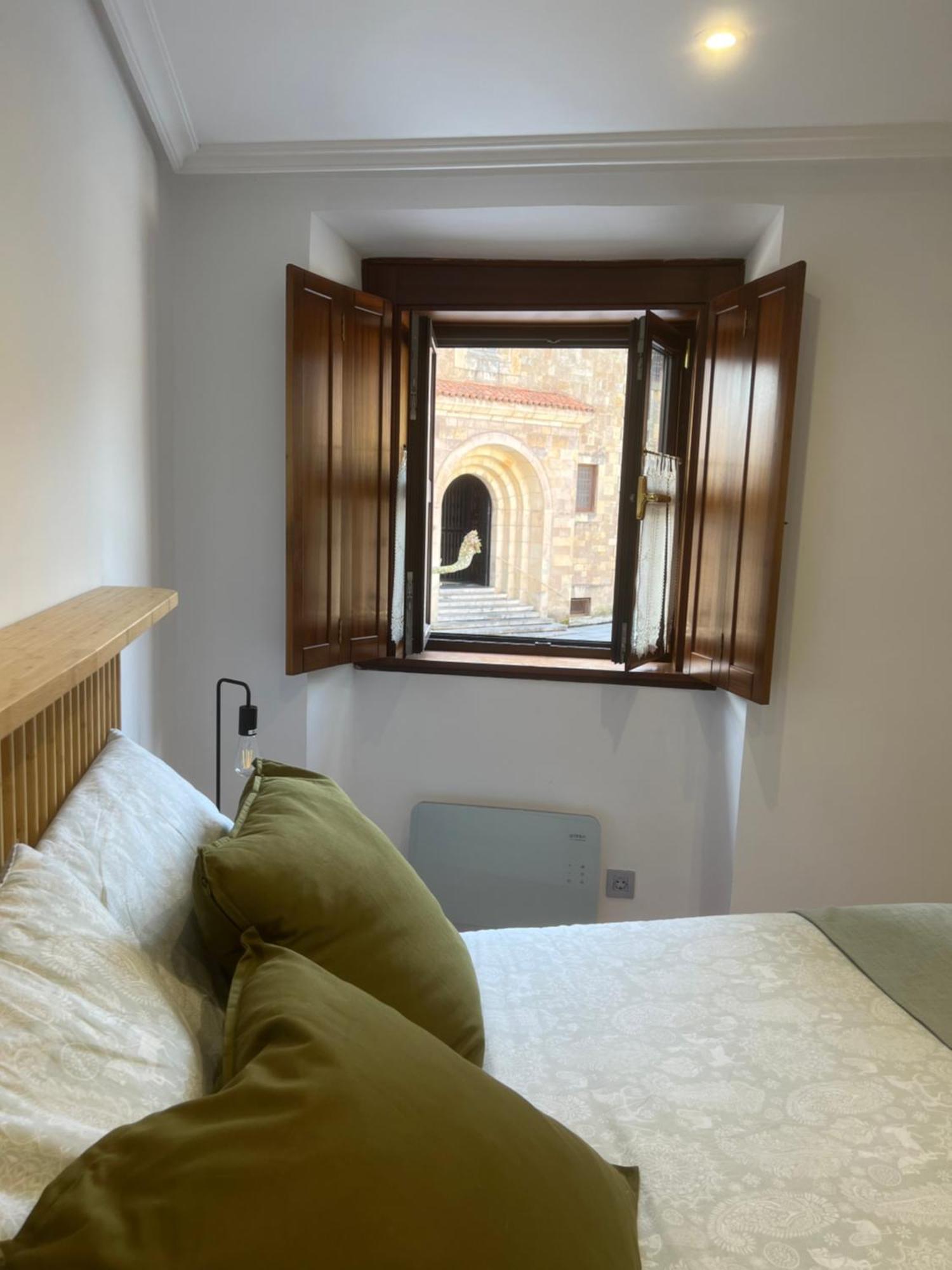 Apartamento Turistico San Nicolas Avilés Exteriör bild